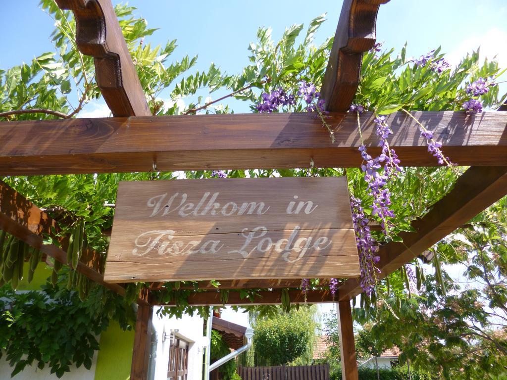 Tisza Lodge B&B - Panzio Tiszaderzs Zewnętrze zdjęcie